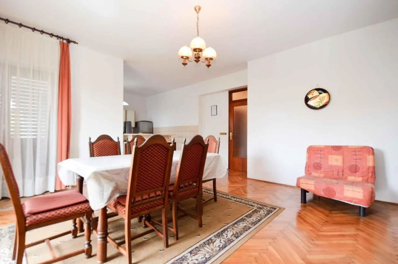 Apartments In Premantura/Istrien 10684